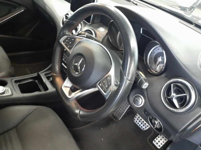 MERCEDES BENZ CLA CLASS 2015