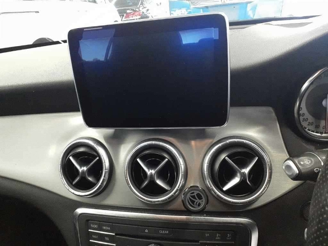 MERCEDES BENZ CLA CLASS 2015