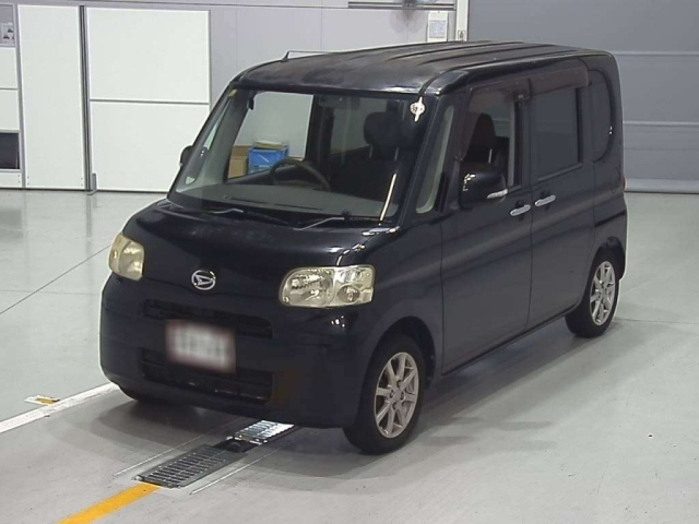 DAIHATSU TANTO 2010