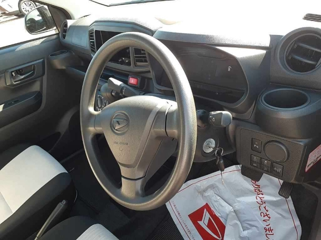 DAIHATSU MIRA E S 2023