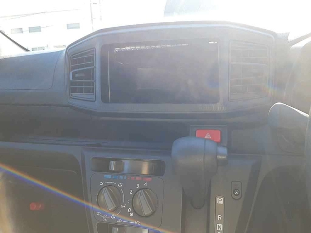 DAIHATSU MIRA E S 2023