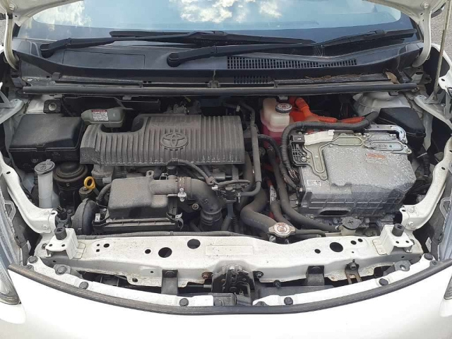 TOYOTA SIENTA 2018