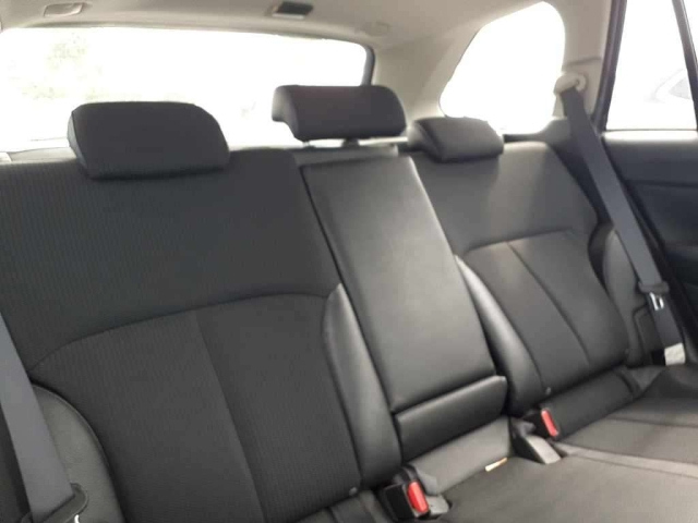 SUBARU LEGACY 2012