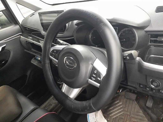 DAIHATSU MOVE 2018