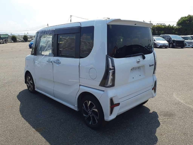 DAIHATSU TANTO 2020