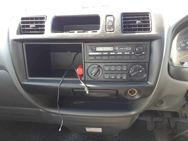 MAZDA BONGO VAN 2012