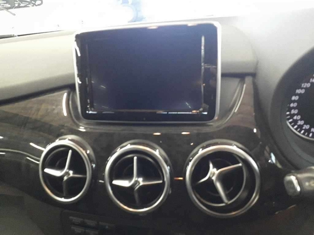 MERCEDES BENZ B CLASS 2012
