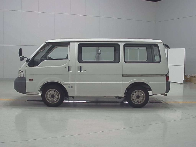 MAZDA BONGO VAN 2012