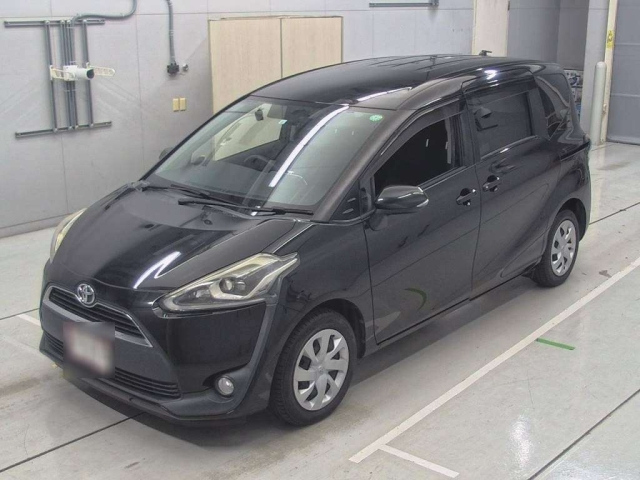 TOYOTA SIENTA 2017
