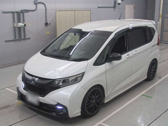 HONDA FREED 2018