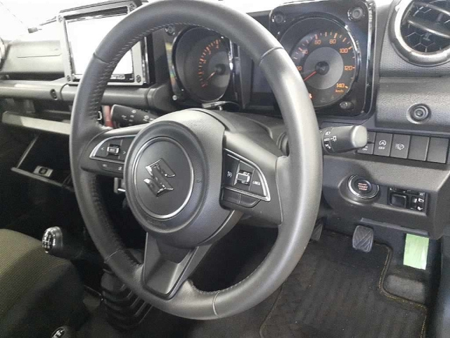 SUZUKI JIMNY 2023