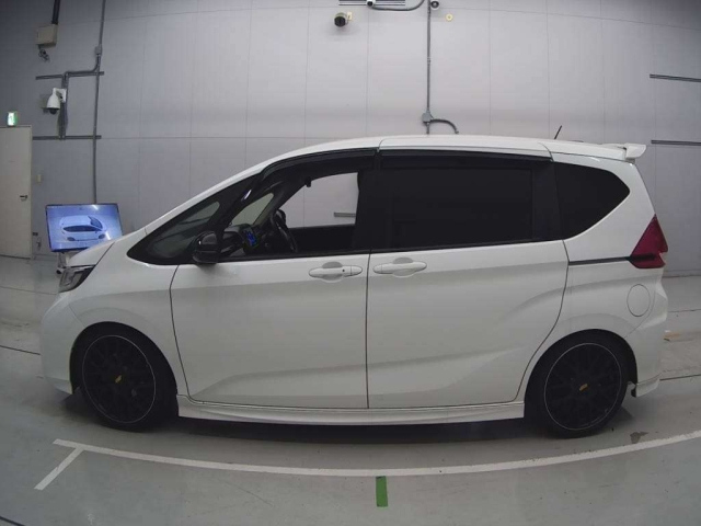 HONDA FREED 2018