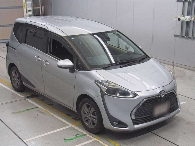 TOYOTA SIENTA 2018