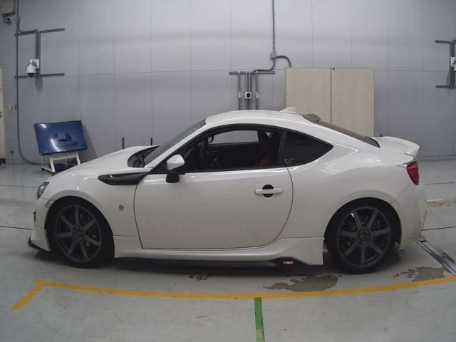TOYOTA 86 2017