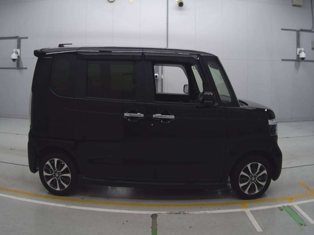 HONDA N BOX 2024