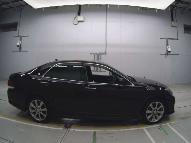 TOYOTA CROWN 2012