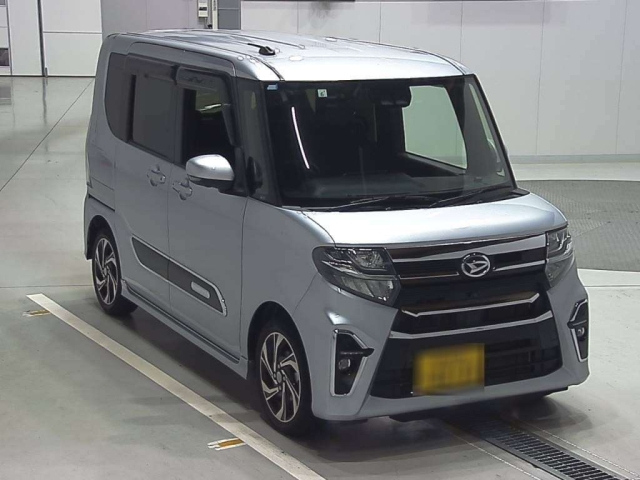 DAIHATSU TANTO 2021