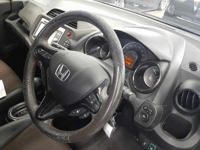 HONDA FIT SHUTTLE 2012