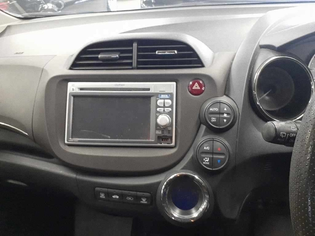 HONDA FIT SHUTTLE 2012