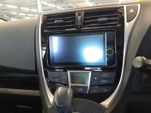 TOYOTA RACTIS 2014