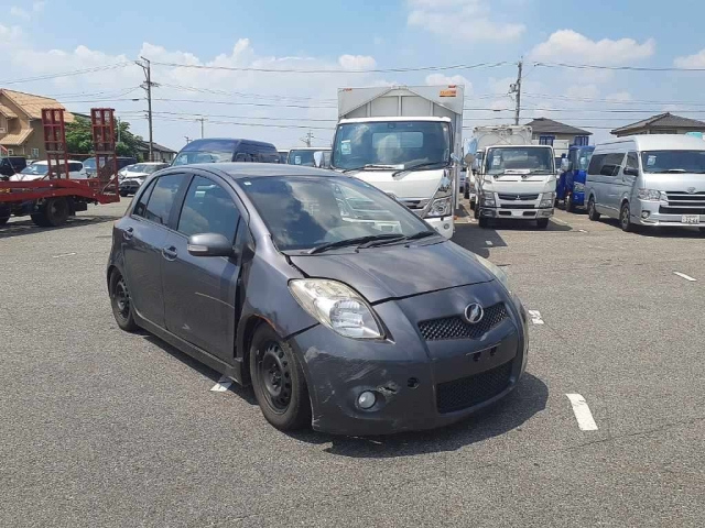 TOYOTA VITZ 2008