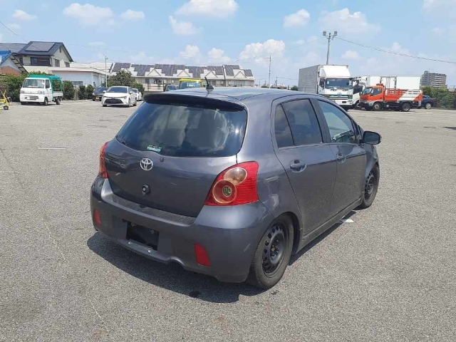 TOYOTA VITZ 2008