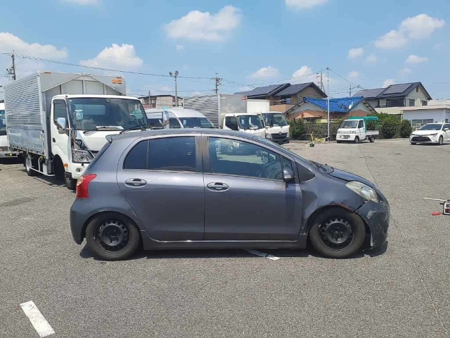 TOYOTA VITZ 2008