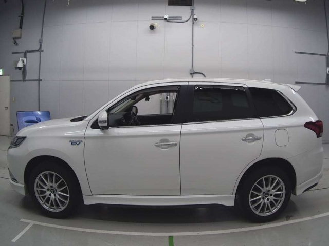 MITSUBISHI OUTLANDER PHEV 2018