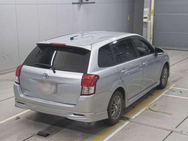 TOYOTA COROLLA FIELDER 2012