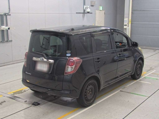 TOYOTA RACTIS 2009