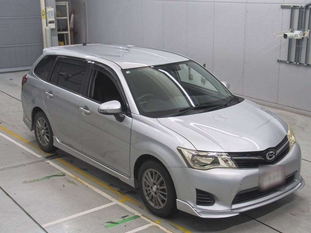 TOYOTA COROLLA FIELDER 2012