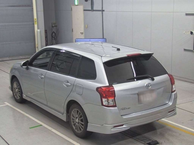 TOYOTA COROLLA FIELDER 2012