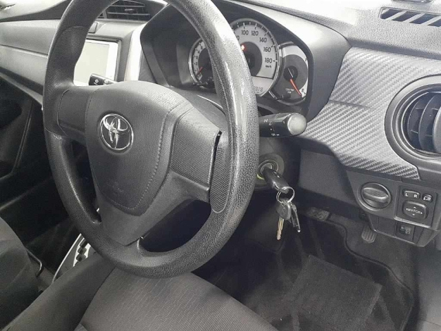 TOYOTA COROLLA FIELDER 2012