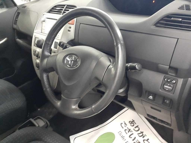 TOYOTA RACTIS 2009