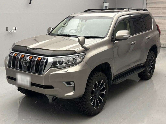 TOYOTA LAND CRUISER PRADO 2020