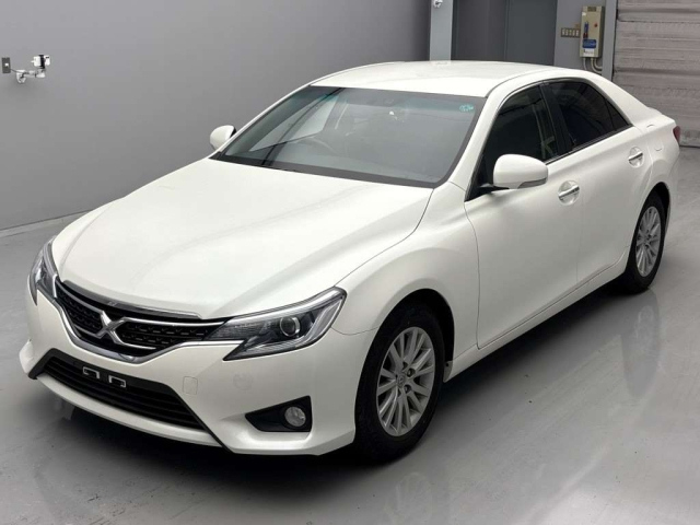 TOYOTA MARK X 2016