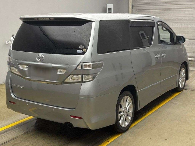 TOYOTA VELLFIRE 2008