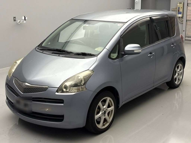 TOYOTA RACTIS 2010