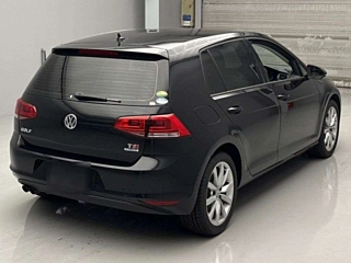 VOLKSWAGEN GOLF 2014