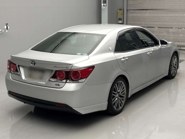TOYOTA CROWN 2017