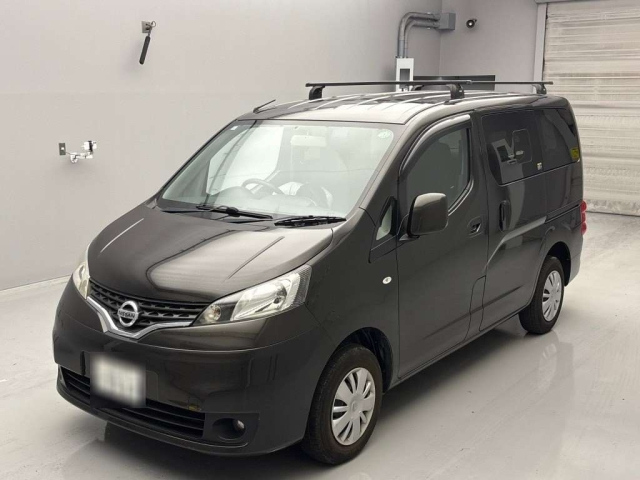 NISSAN NV200 2019