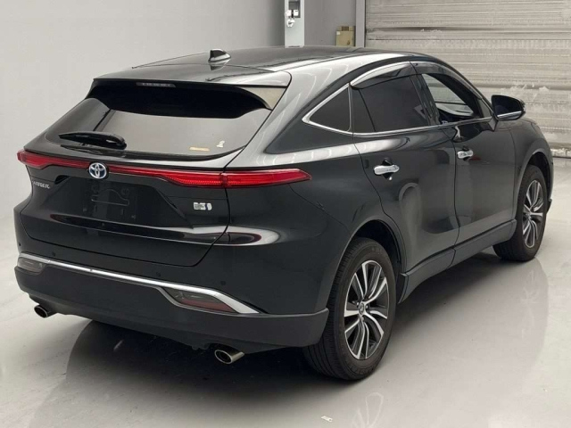 TOYOTA HARRIER 2022
