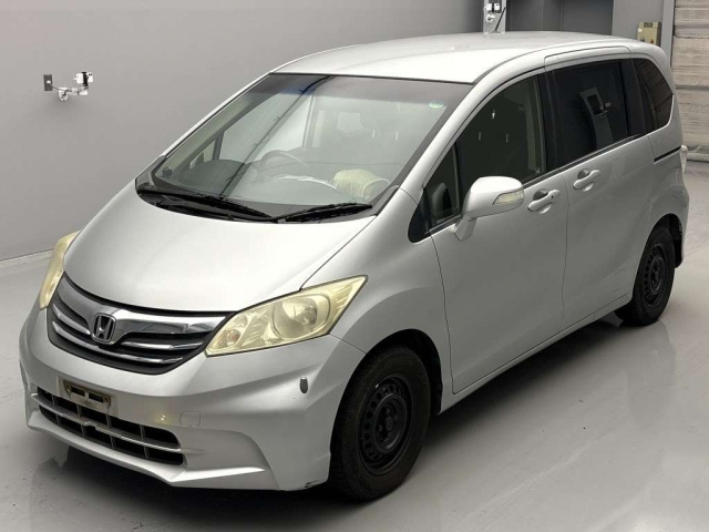 HONDA FREED 2012
