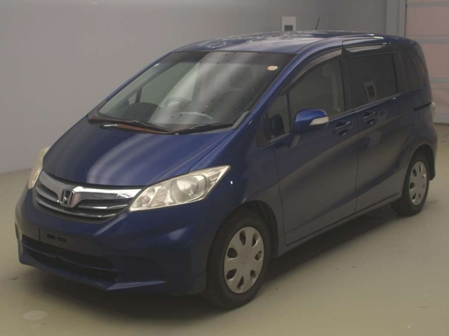HONDA FREED 2013