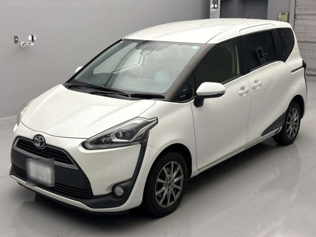 TOYOTA SIENTA 2017