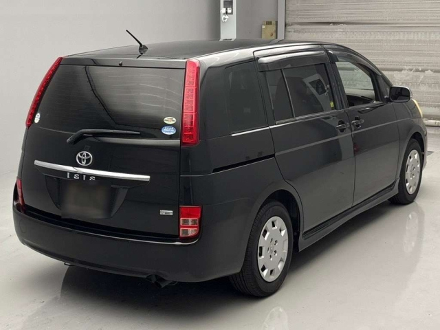 TOYOTA ISIS 2010