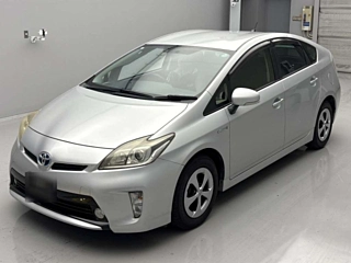 TOYOTA PRIUS 2013