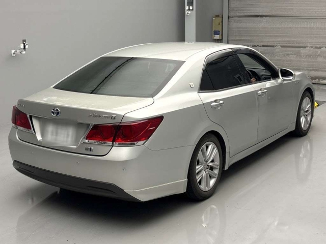 TOYOTA CROWN 2013