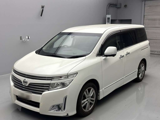 NISSAN ELGRAND 2010