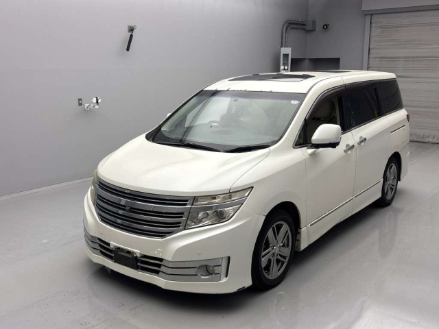NISSAN ELGRAND 2010